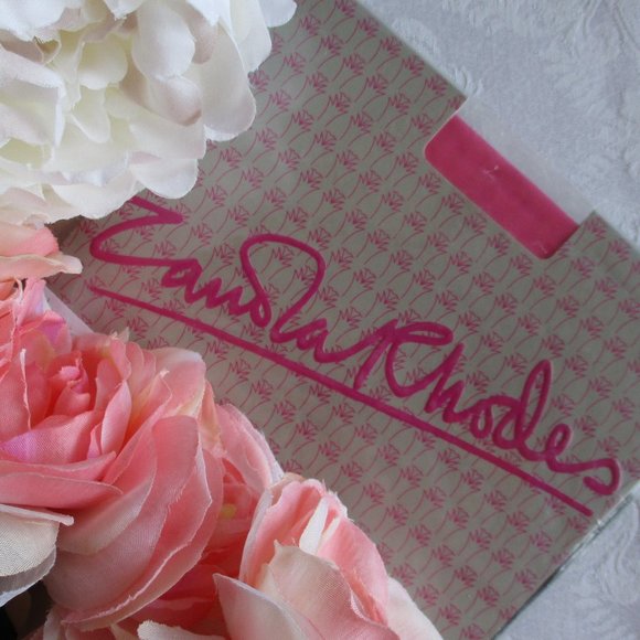 π€© STOCKINGS AND PANTYHOSE VINTAGE BUNDLE β VARIOUS BRANDS π€© - Picture 14 of 16